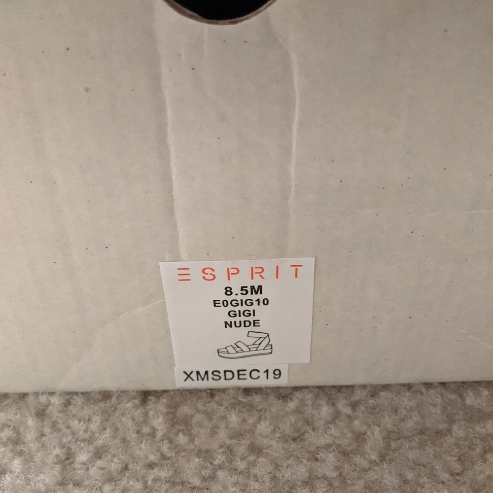 ESPRIT - Picture 5 of 6